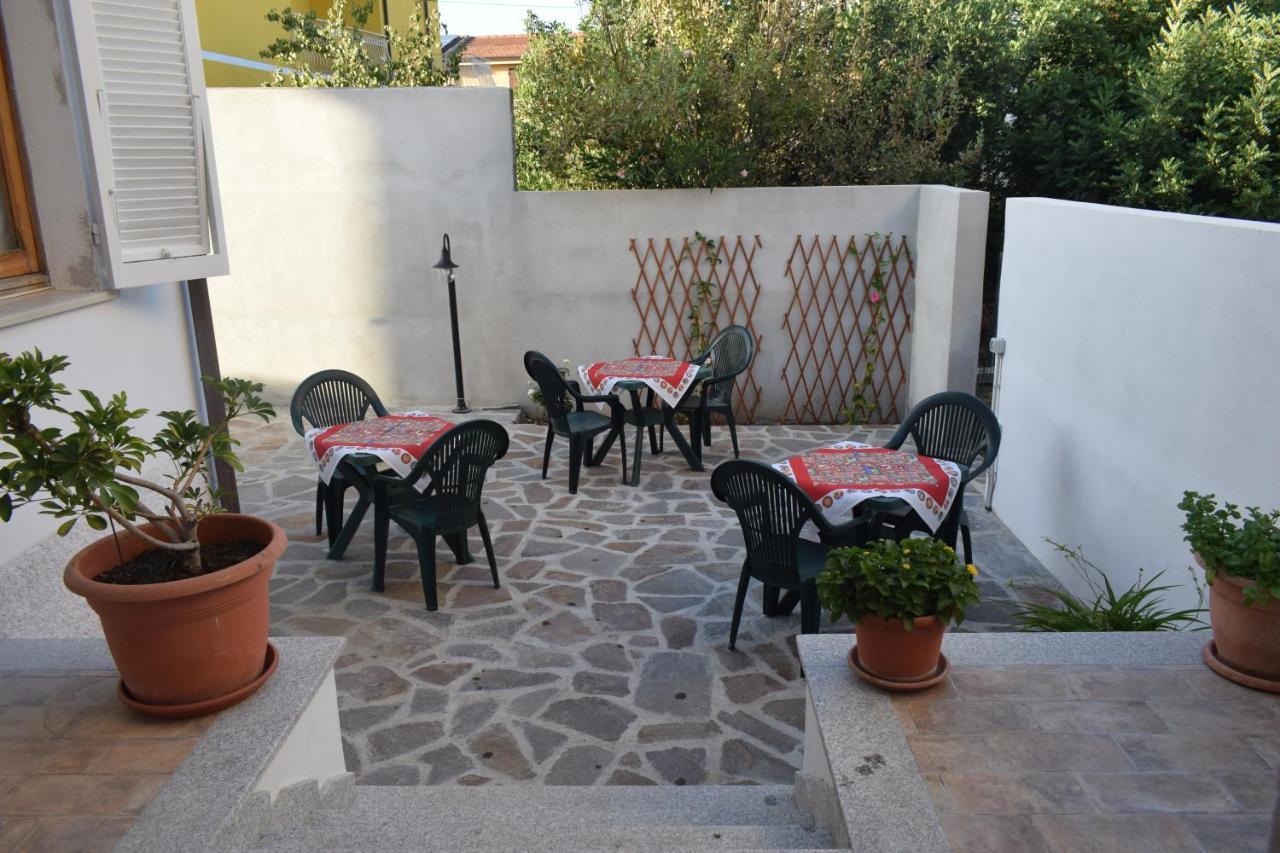 A Casa Di Zia Bed & Breakfast Oschiri Ngoại thất bức ảnh